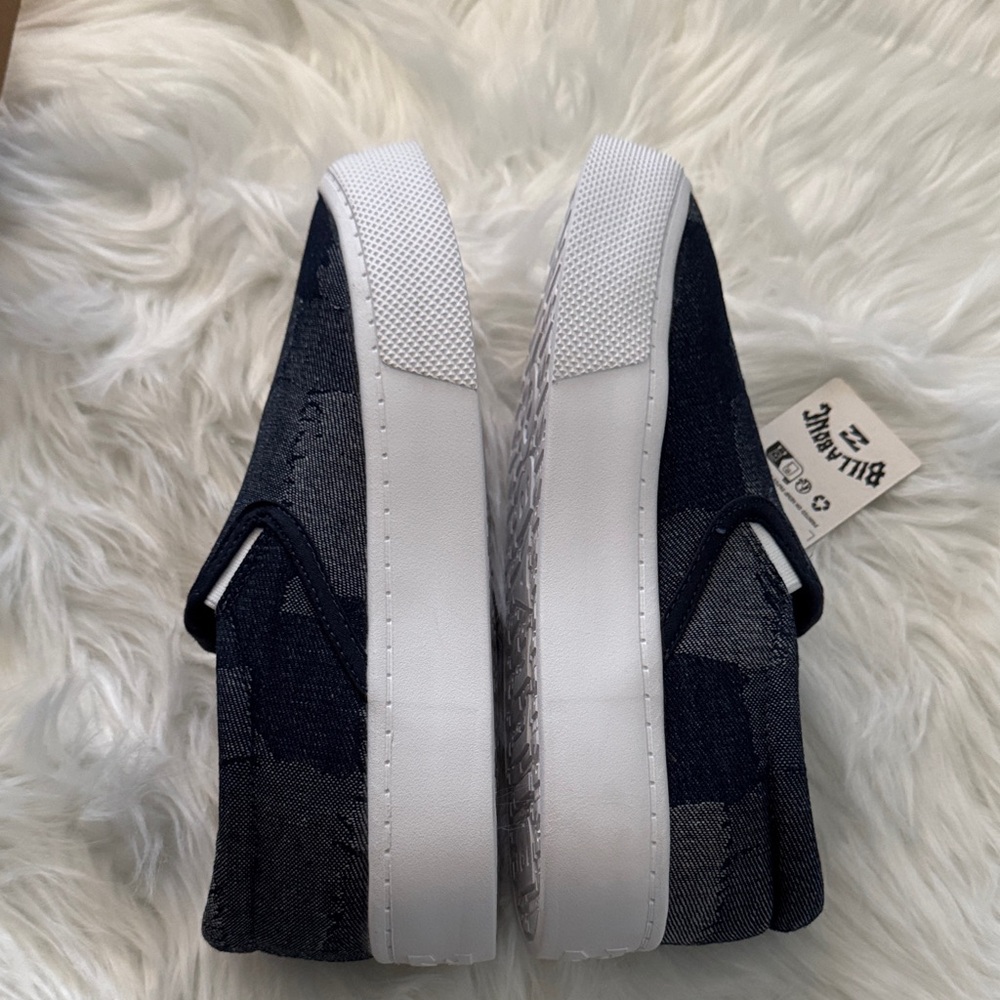Billabong Women's Denim Blue Slip-On Sneakers - Picture 5 of 9
